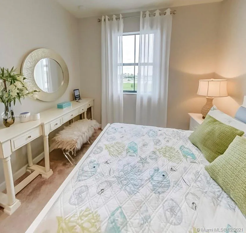 10861 W 32nd Ln # 10861, Hialeah FL 33018