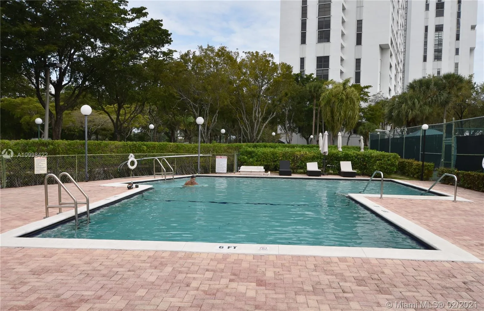 20412 NE 34th Ct, Aventura FL 33180