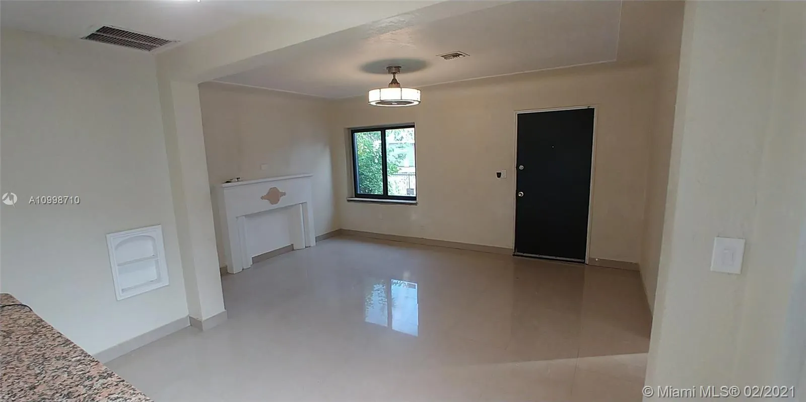 251 NW 45 ST, Miami FL 33127