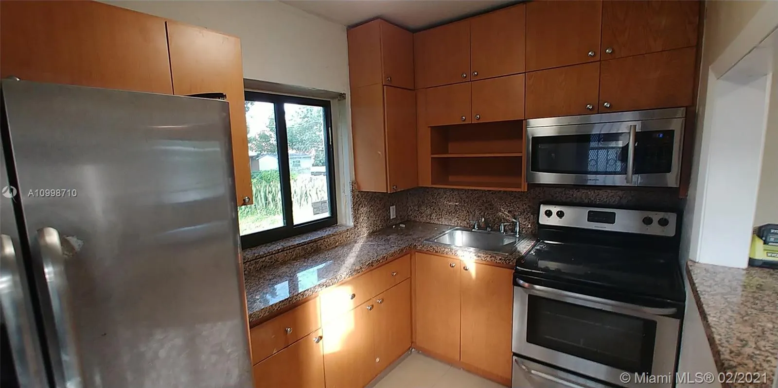 251 NW 45 ST, Miami FL 33127