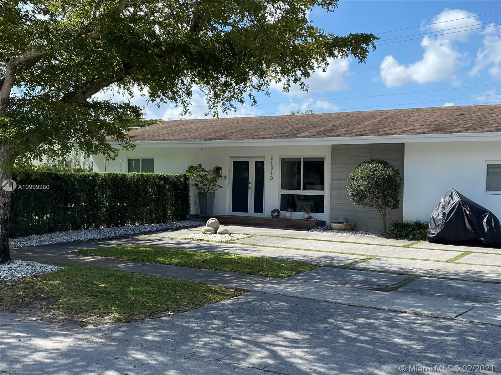 21310 NE 20th Ave, Miami FL 33179