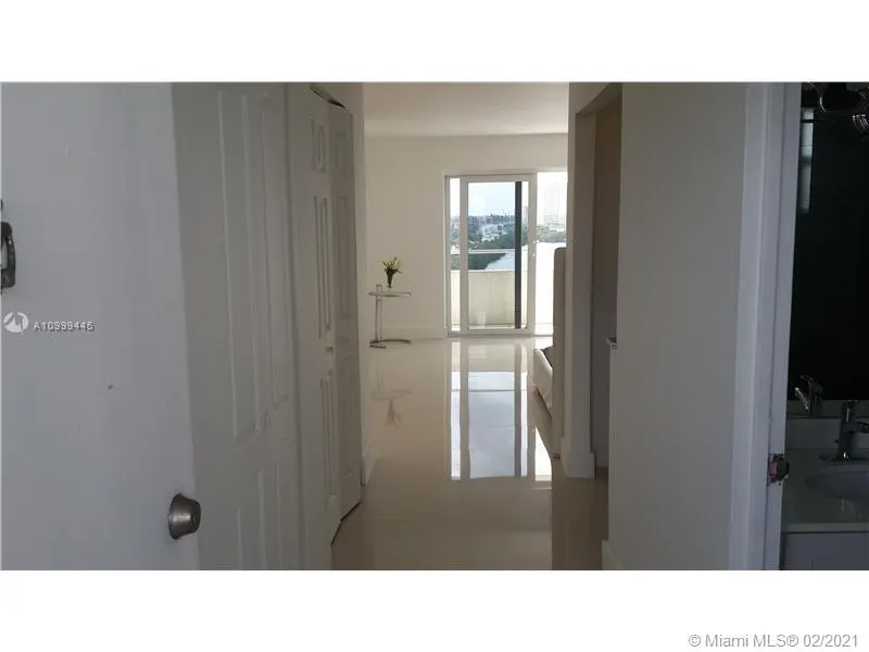 7904 West Dr # 1006, North Bay Village FL 33141