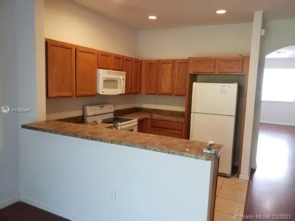 21209 NW 14th Pl # 20, Miami Gardens FL 33169
