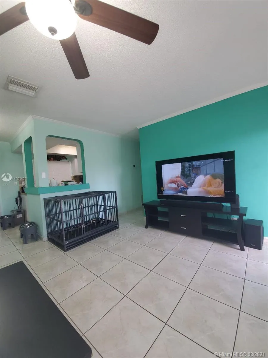 7307 NW 59th St, Tamarac FL 33321