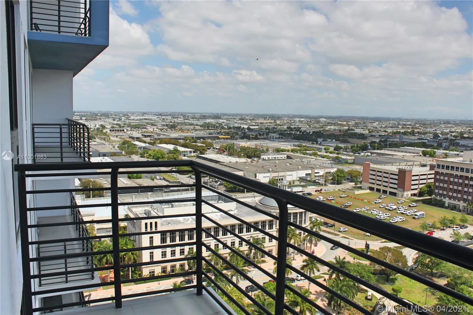 2 bedroom 2 bath for sale at 5350 NW 84th Ave # 1807, Doral FL 33166
