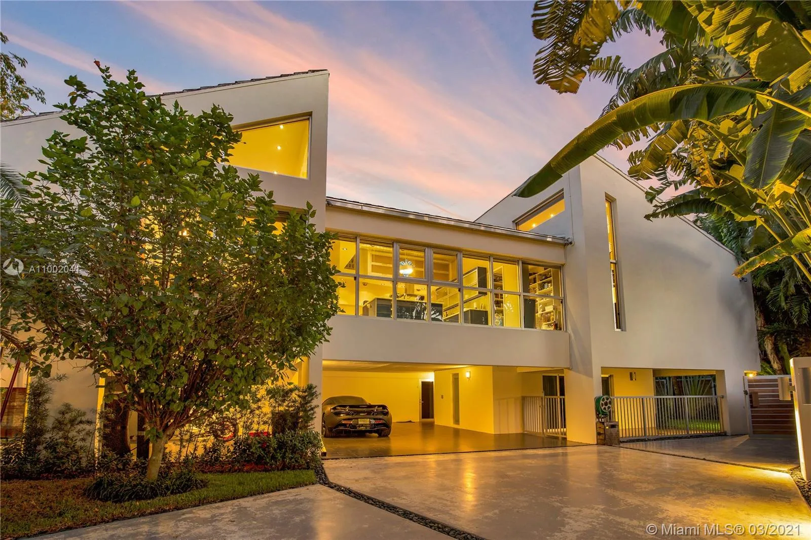 144 N Prospect Dr, Coral Gables FL 33133