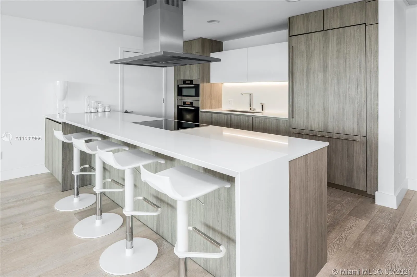 360 Ocean Dr # 305S, Key Biscayne FL 33149