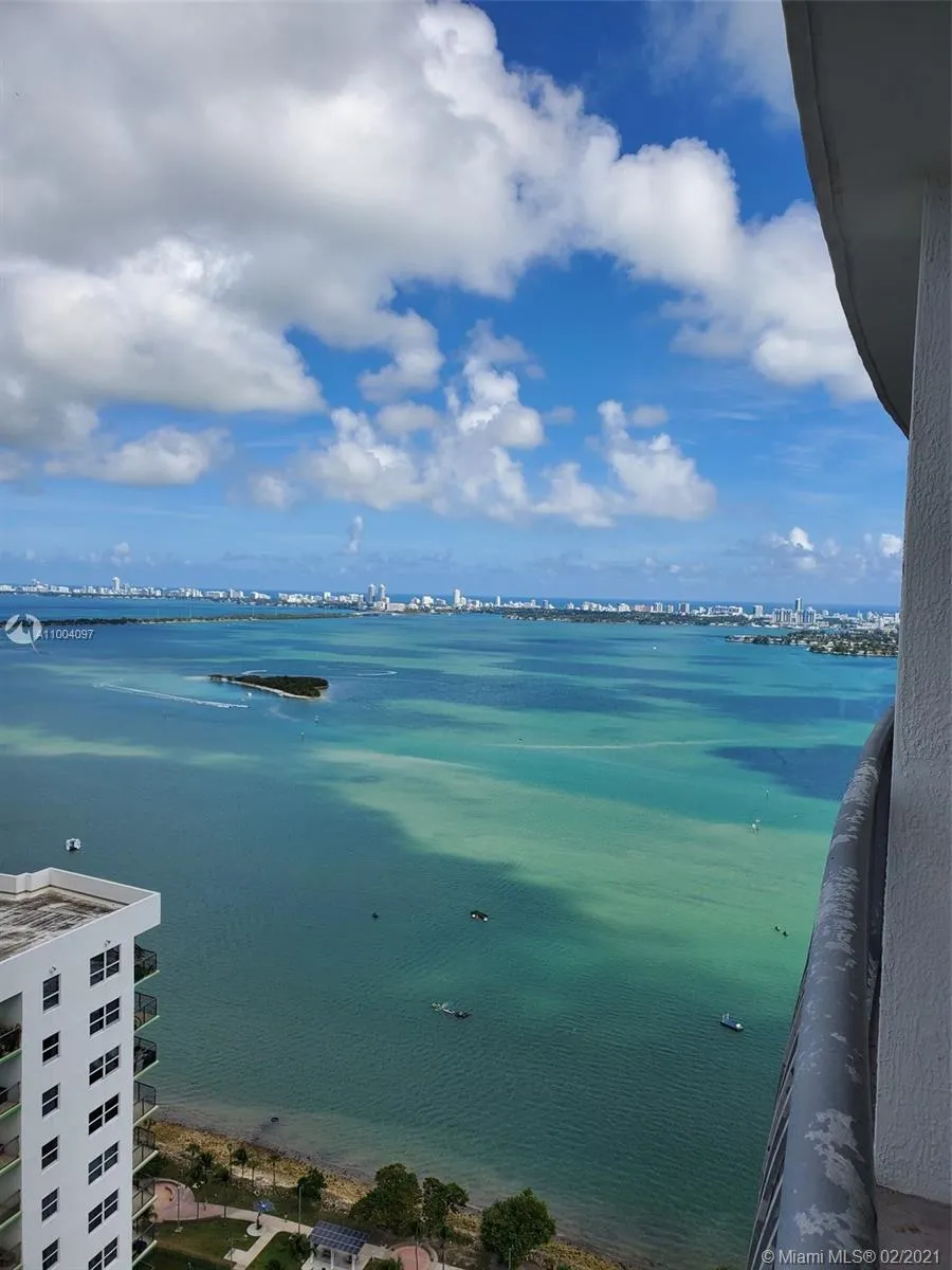 1 bath for sale at 1750 N Bayshore Dr # 4407, Miami FL 33132