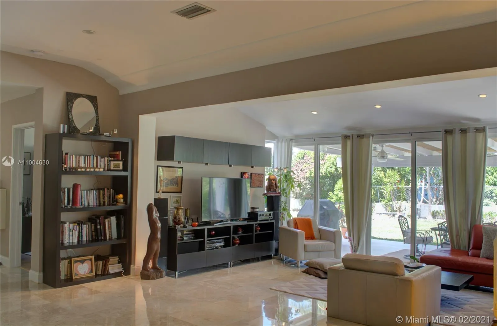 4455 Alton Rd, Miami Beach FL 33140