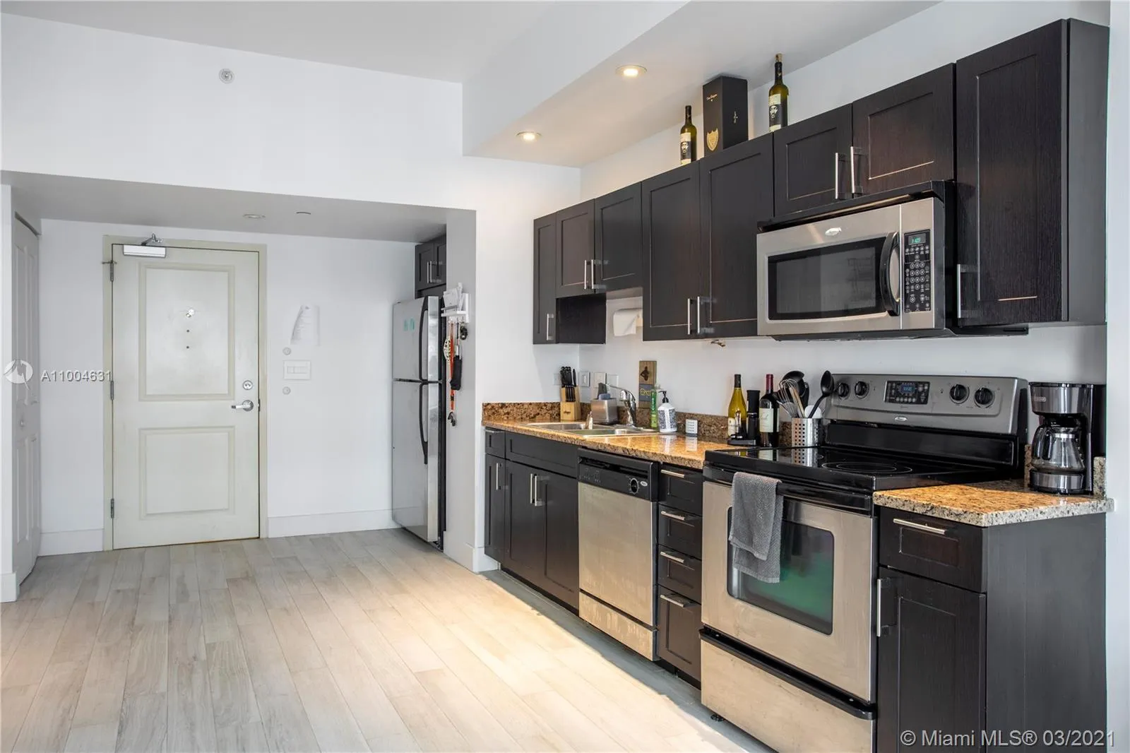 111 E Flagler St # 902, Miami FL 33131