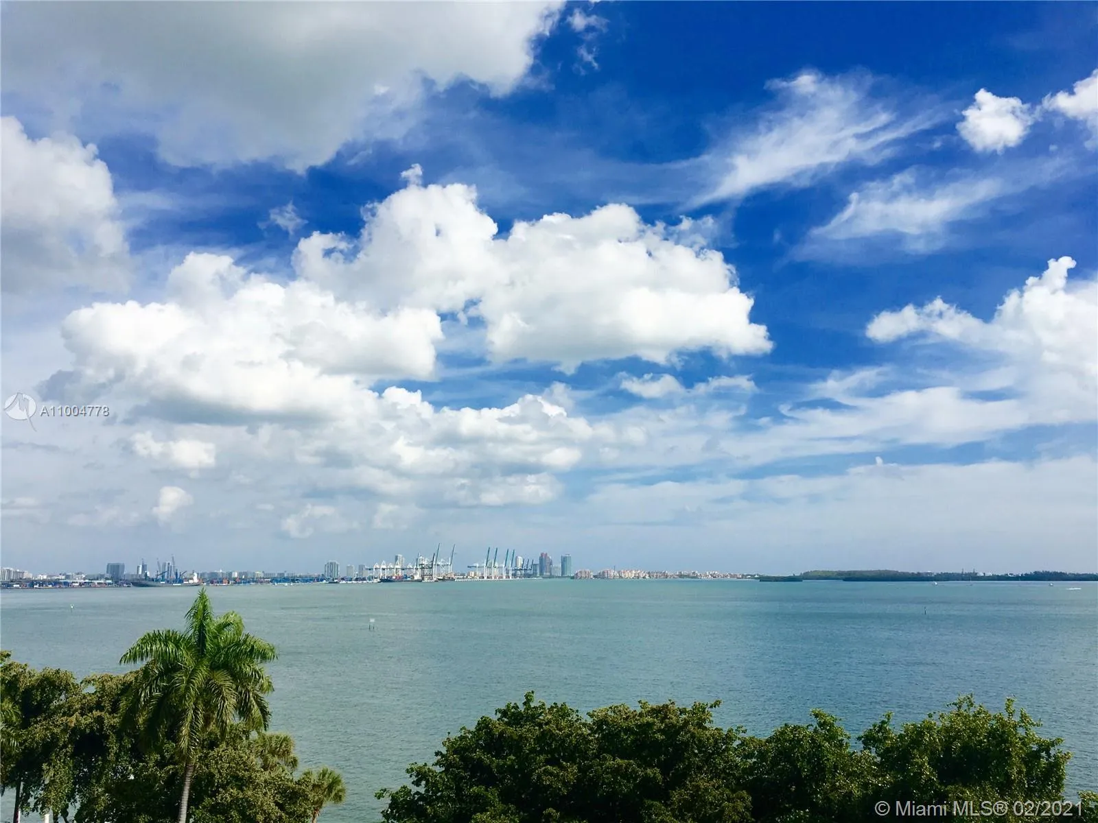 1430 Brickell Bay Dr # 703, Miami FL 33131