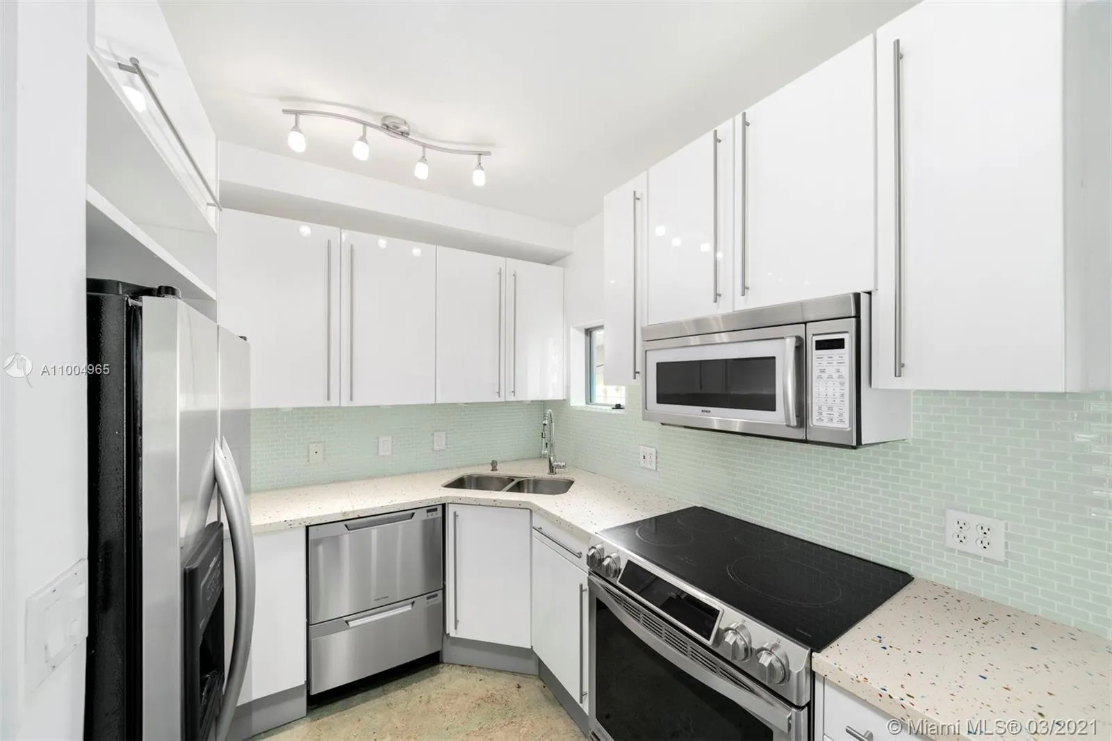 734 Michigan Ave, Miami Beach FL 33139