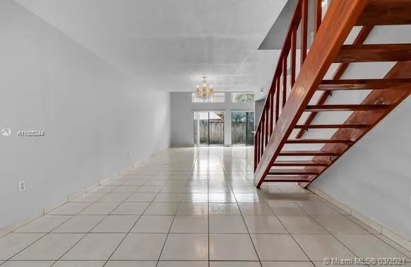 8408 NW 8th St # 8408, Miami FL 33126