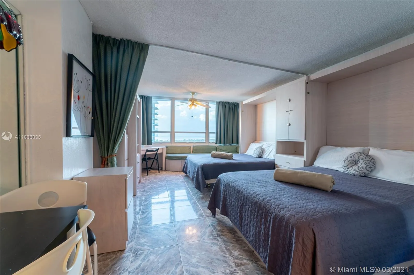 5445 Collins Ave # 1520, Miami Beach FL 33140
