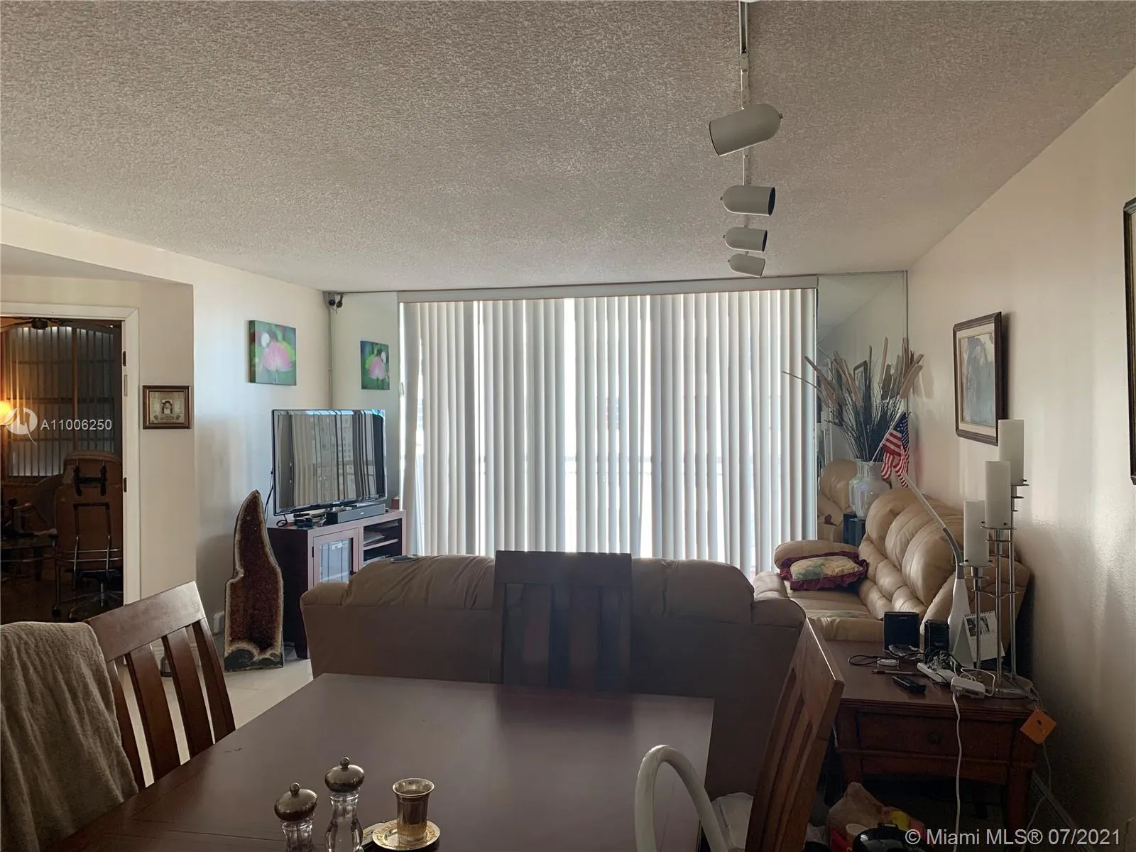 18051 Biscayne Blvd # 1902, Aventura FL 33160