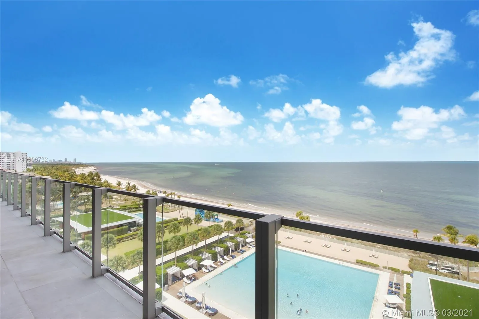 360 Ocean Dr # 902S, Key Biscayne FL 33149