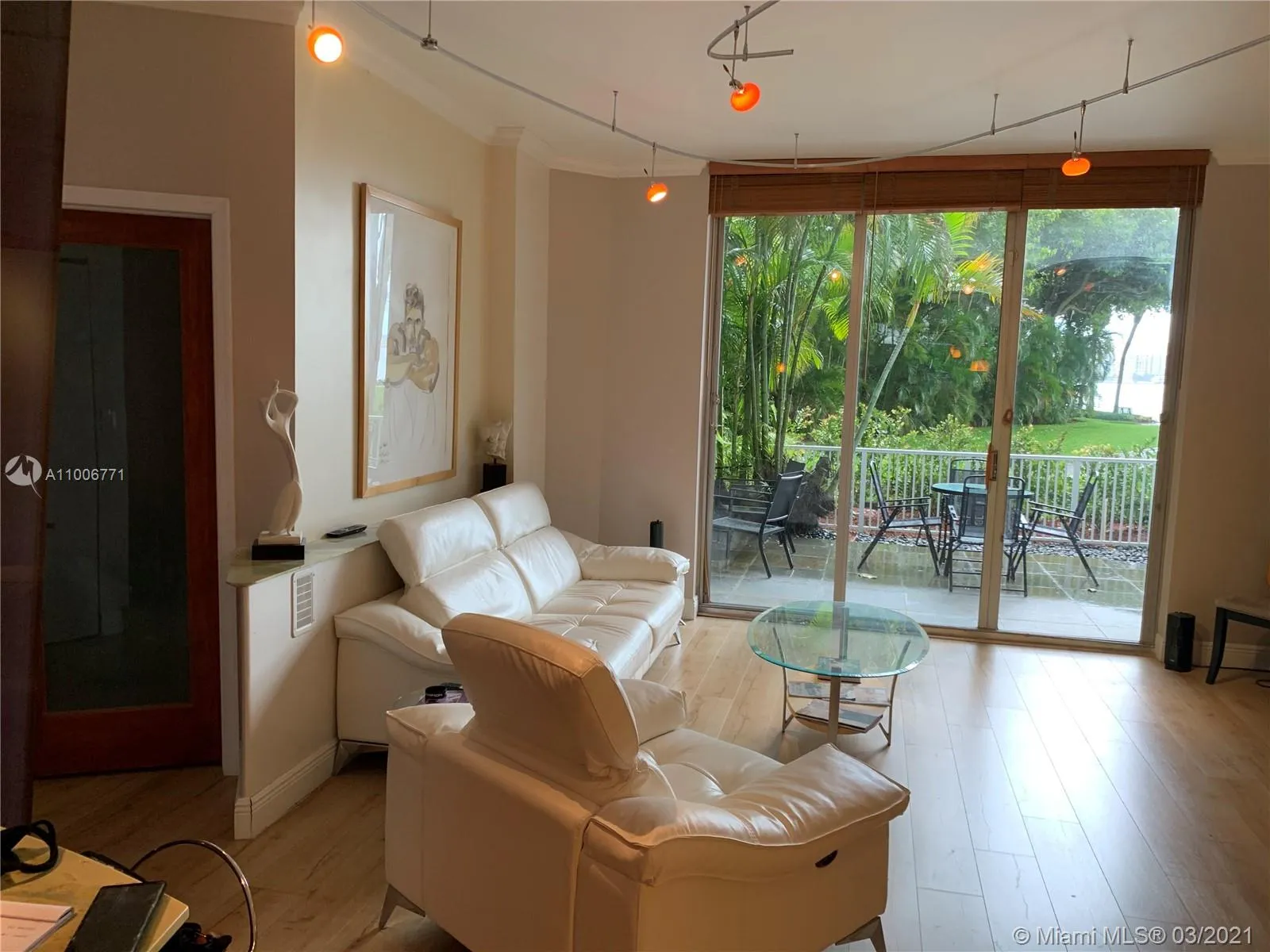 3600 Mystic Pointe Dr # 114, Aventura FL 33180