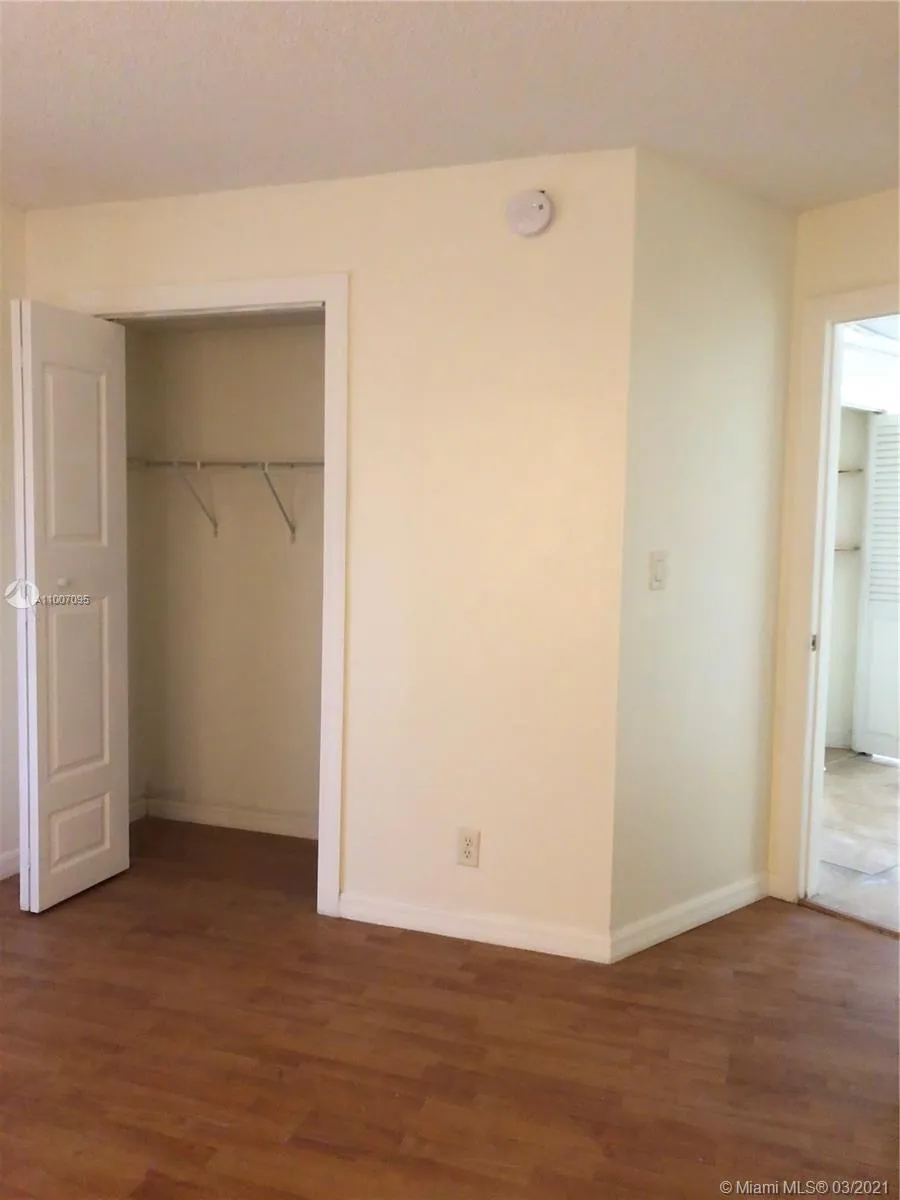 9000 NW 28th Dr # 204, Coral Springs FL 33065