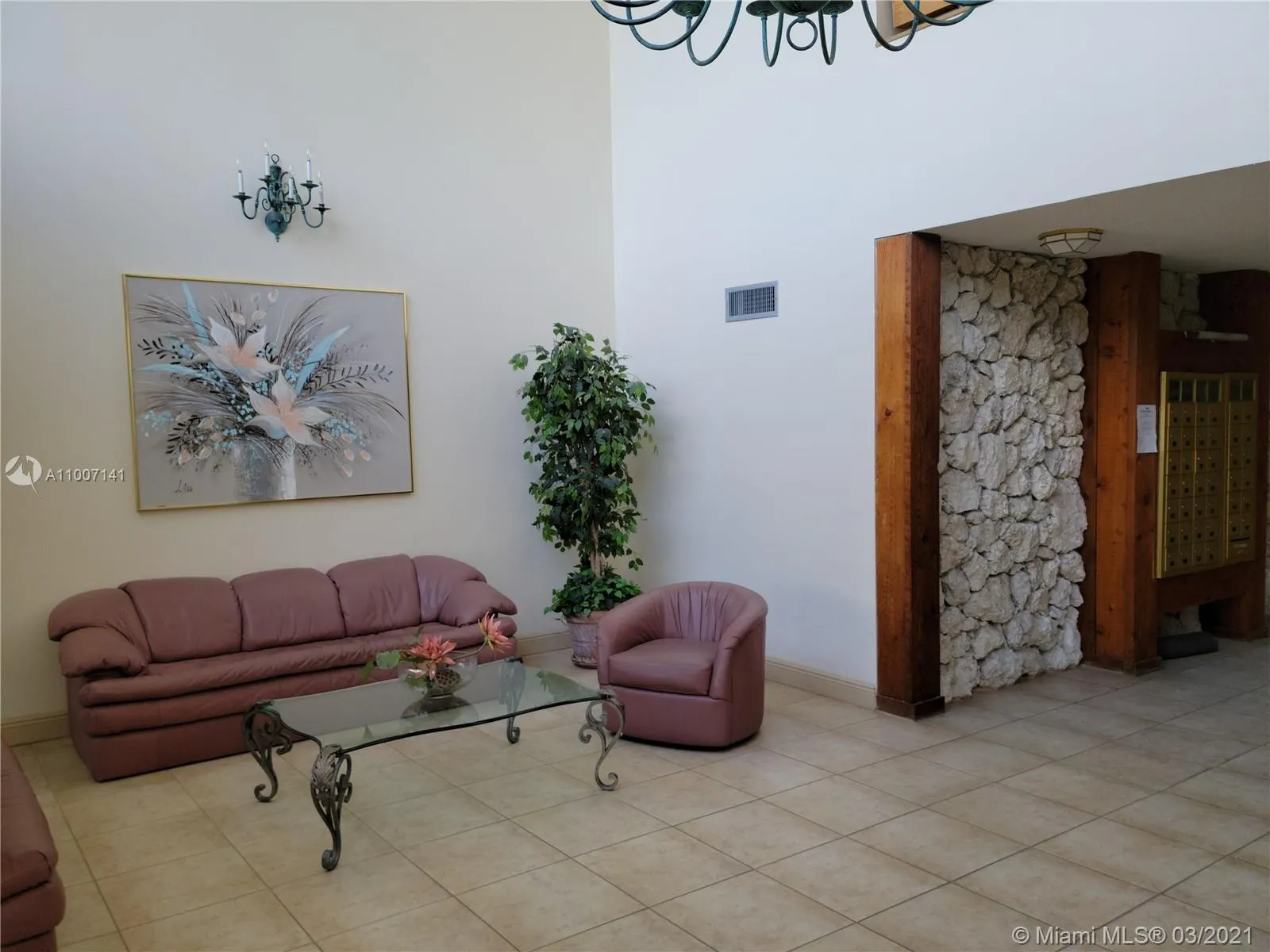 16400 Golf Club Rd # 213, Weston FL 33326