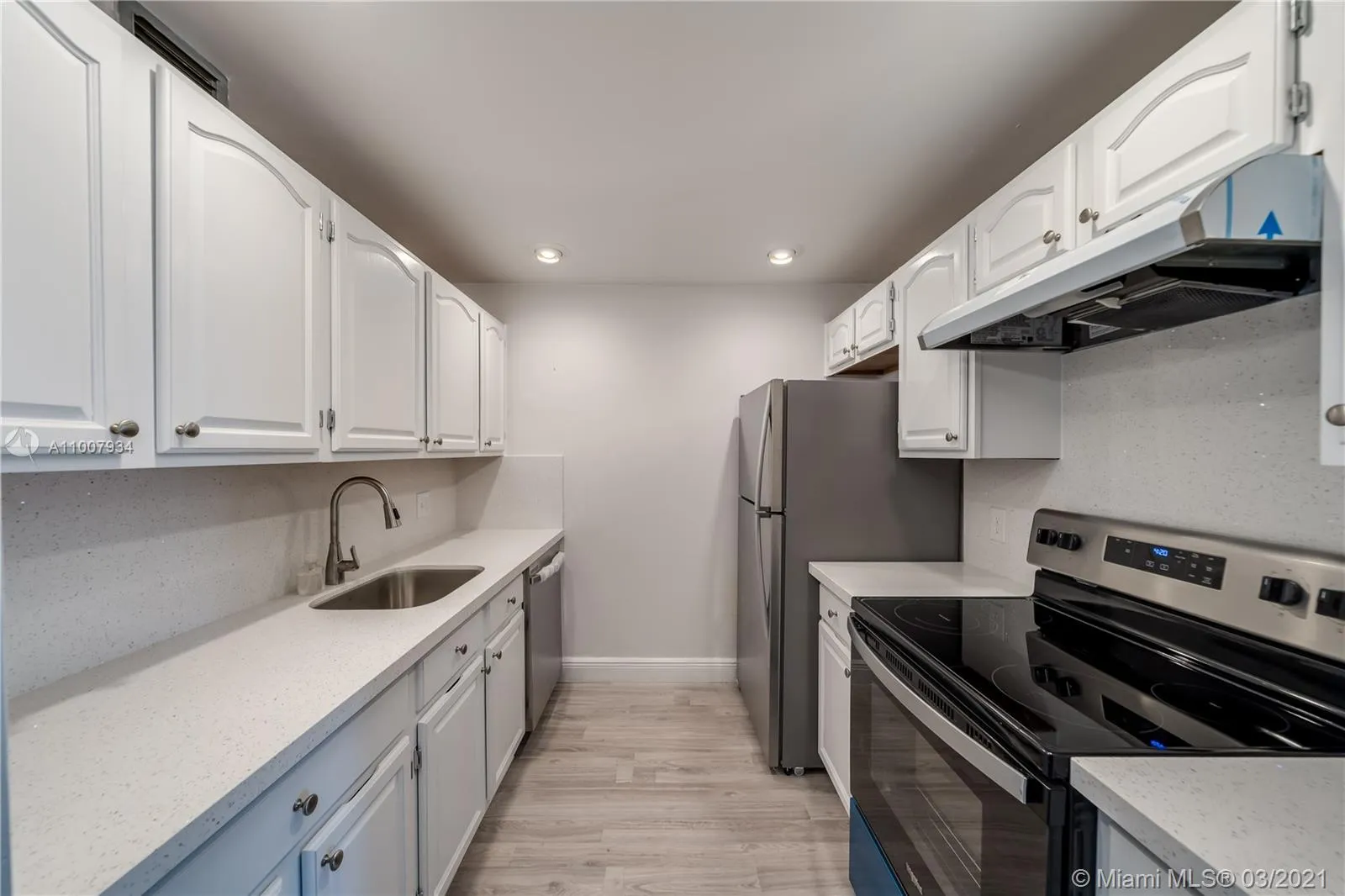 1 bedroom 1 bath for sale at 300 SW 134th Way # 203E, Pembroke Pines FL 33027