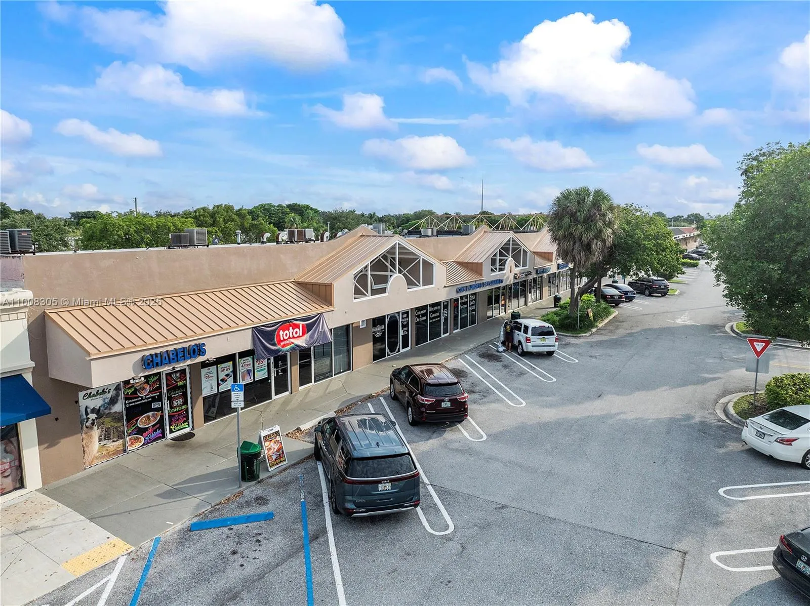 7891-8021 W SAMPLE RD, Coral Springs FL 33065