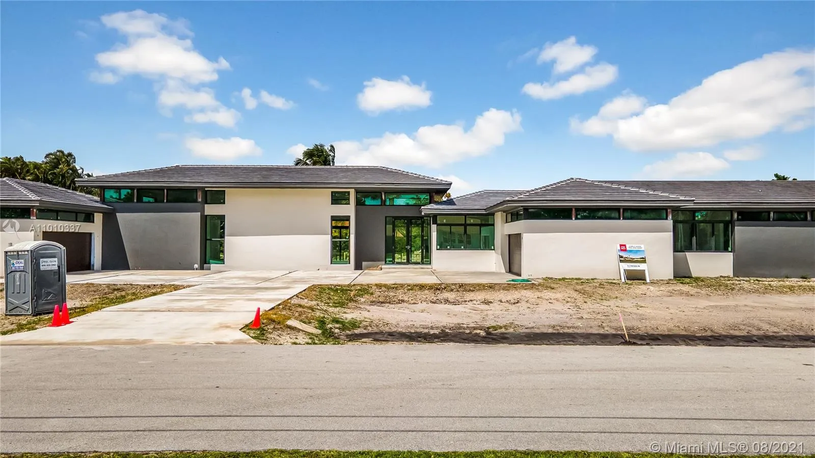 8 bedroom 7 bath for sale at 11911 NW 2nd St, Plantation FL 33325