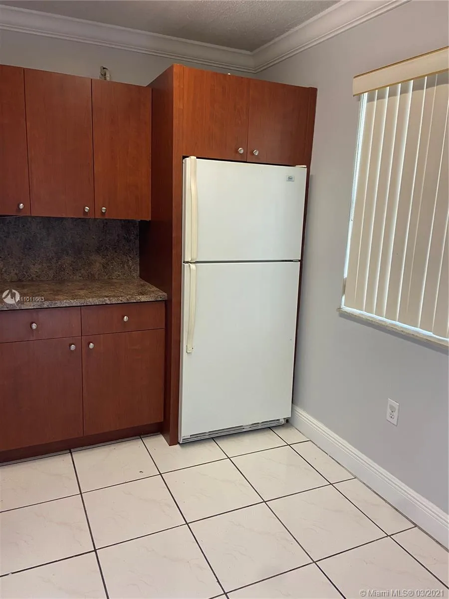 9440 Fontainebleau Blvd # 301, Miami FL 33172