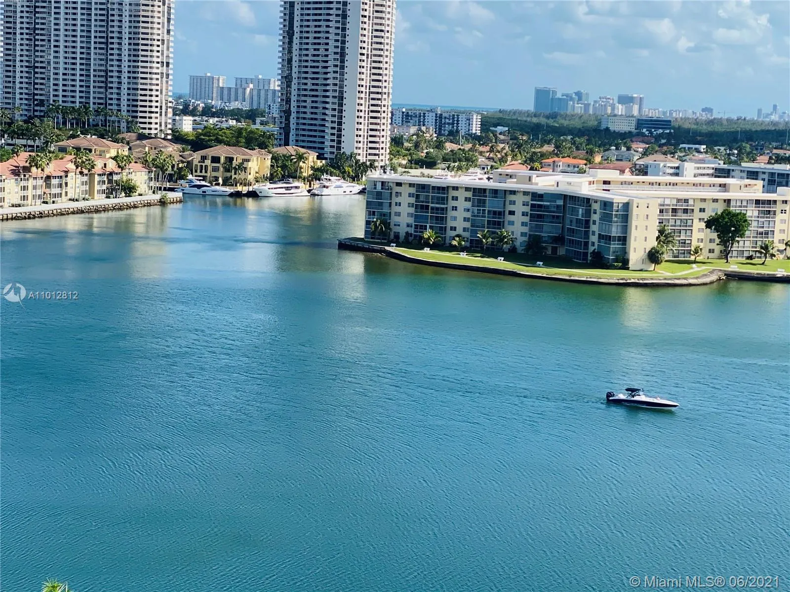 2801 NE 183rd St # 1510W, Aventura FL 33160