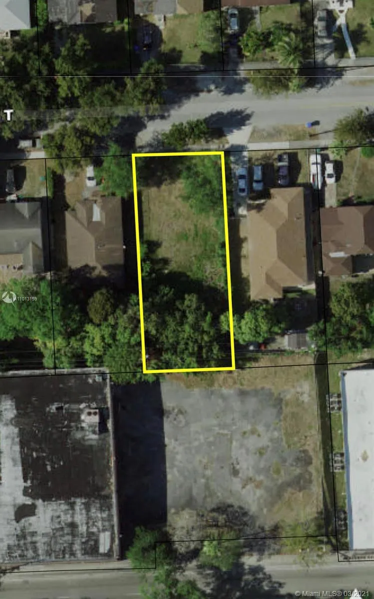 5 bedroom 3 bath for rent at 1028 NW 63rd St, Miami FL 33150