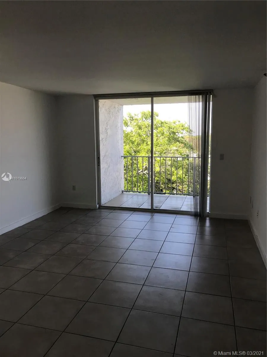 650 NE 64th St # G508, Miami FL 33138