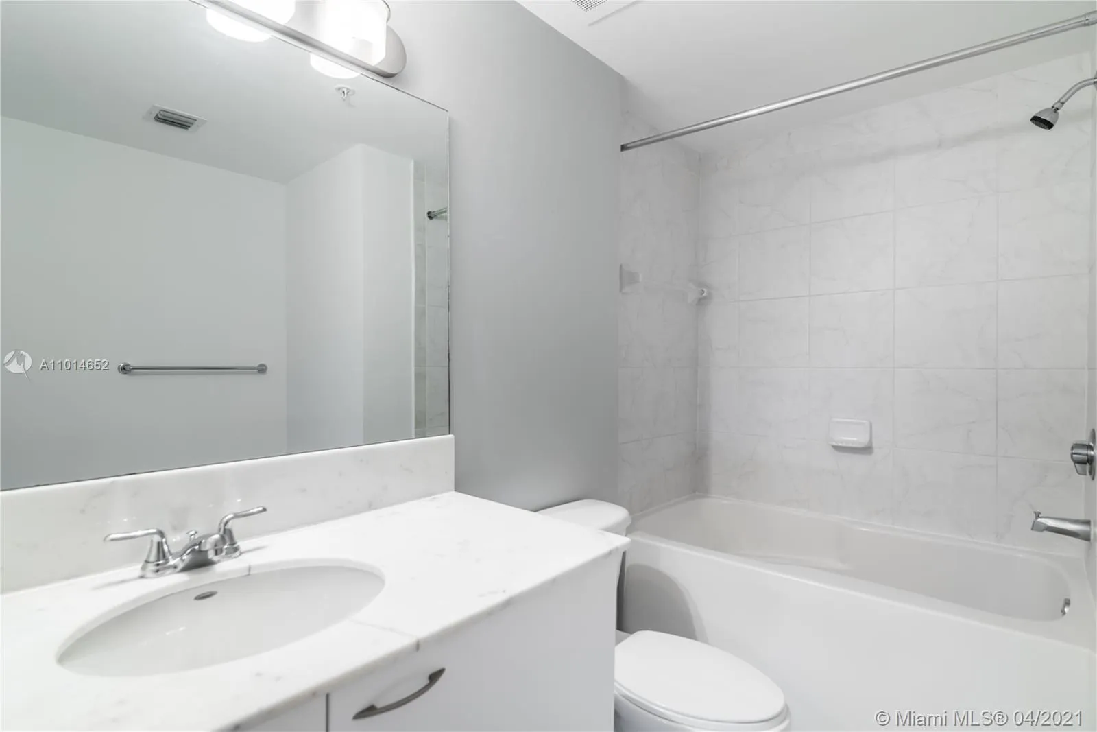133 NE 2nd Ave # 2211, Miami FL 33132