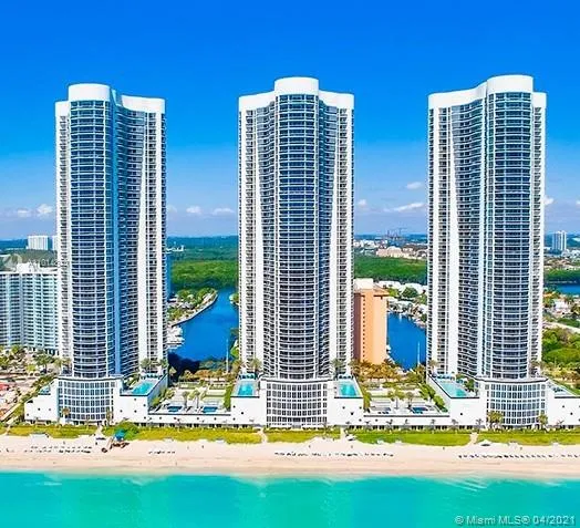3 bedroom 3 bath for sale at 15811 Collins Ave # 3601, Sunny Isles Beach FL 33160