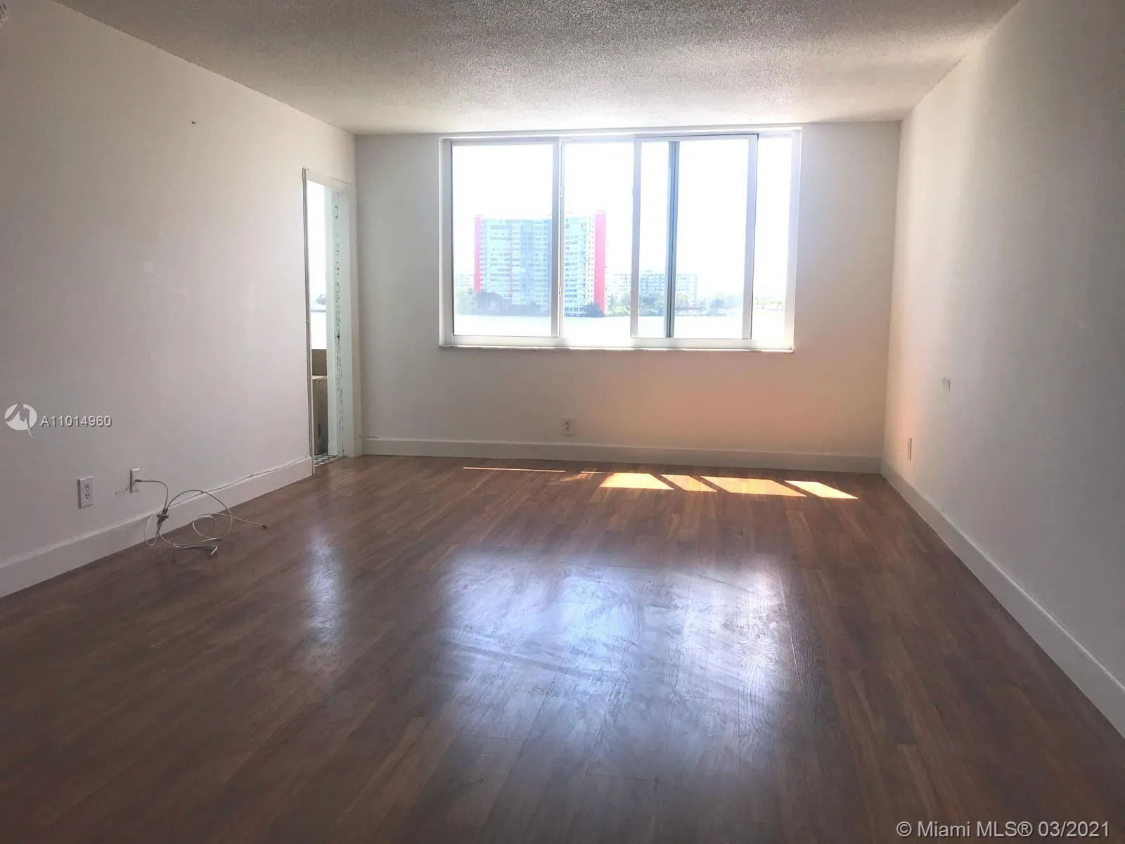 1170 NE 191st St # 24, Miami FL 33179