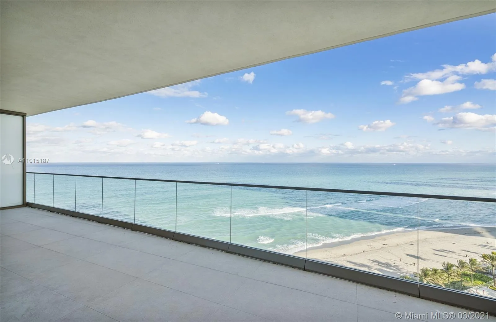 3 bedroom 3 bath for sale at 18975 Collins Ave # 1403, Sunny Isles Beach FL 33160