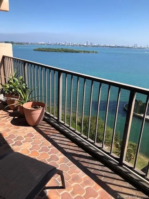 1800 NE 114th St # 1608, Miami FL 33181