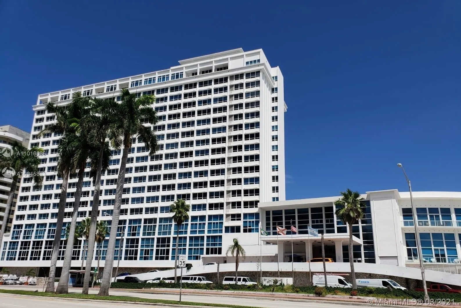 1 bath for rent at 5445 Collins Ave # 721, Miami Beach FL 33140