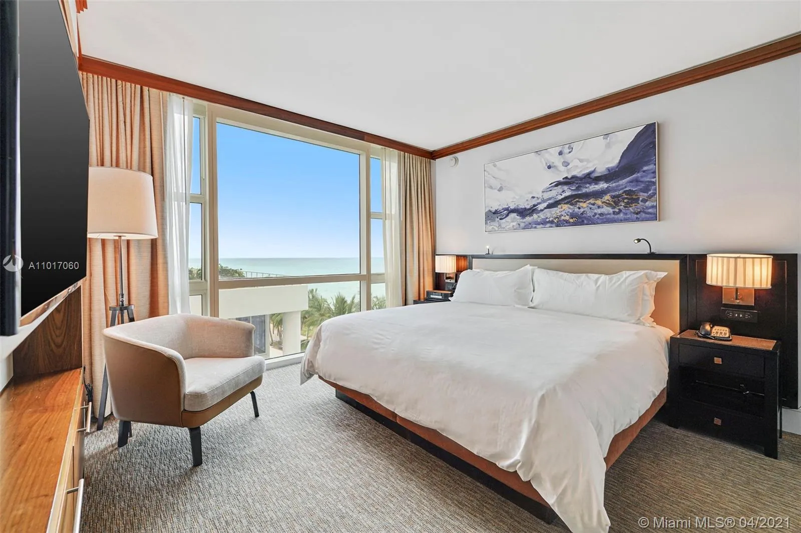 6801 Collins Ave # 611, Miami Beach FL 33141