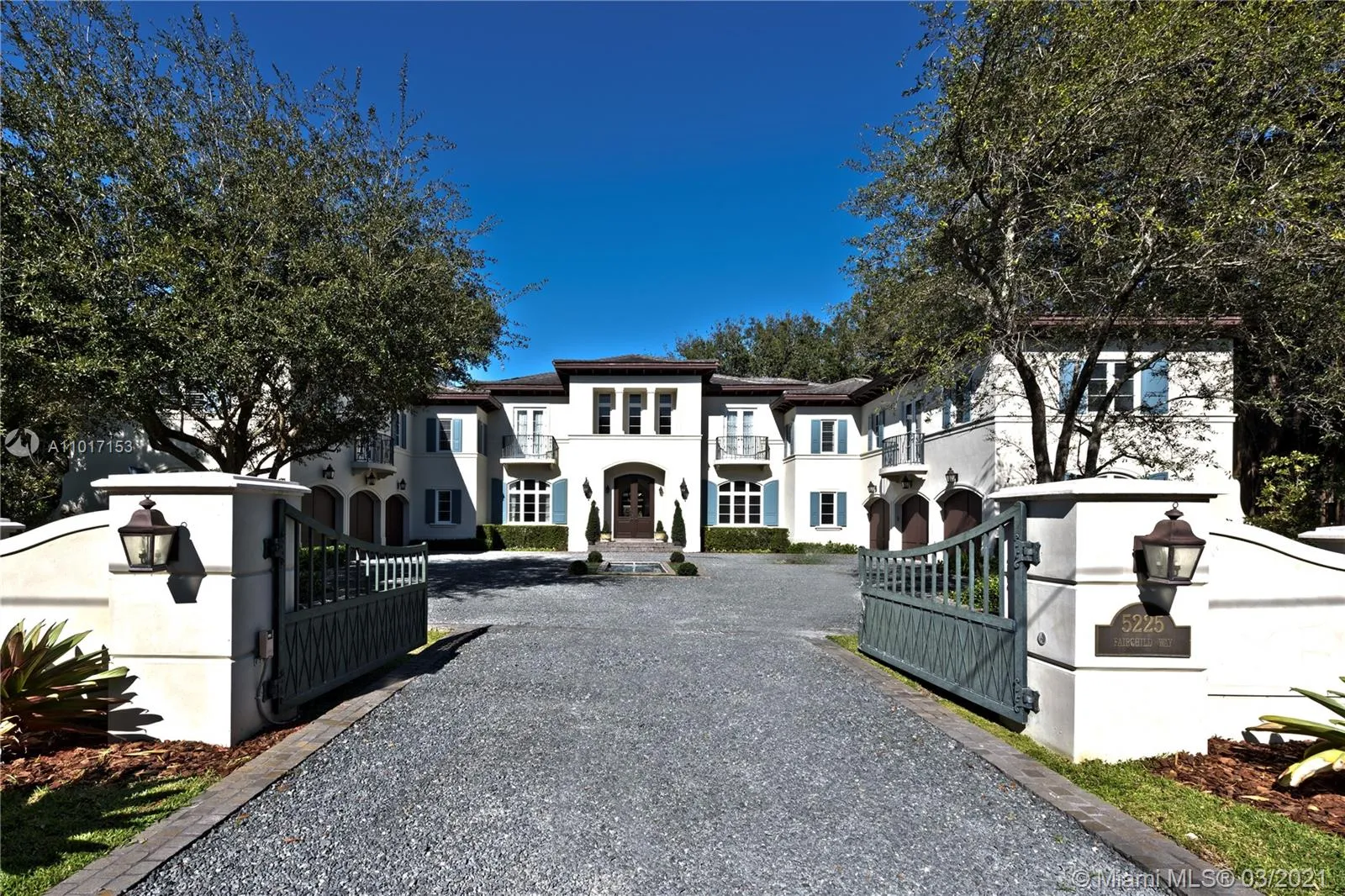 8 bedroom 8 bath for sale at 5225 Fairchild Way, Coral Gables FL 33156