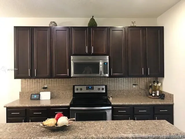 5918 Woodlands Blvd, Tamarac FL 33319