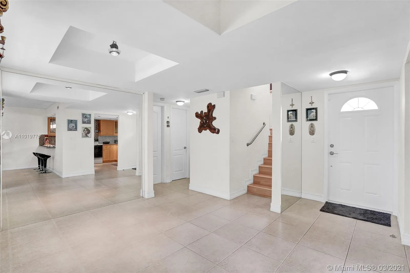 11061 NW 7th St # 12, Miami FL 33172