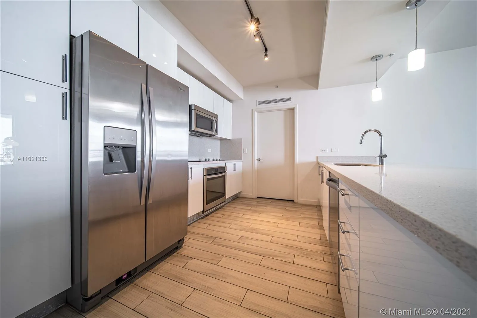 999 SW 1st Ave # 2105, Miami FL 33130