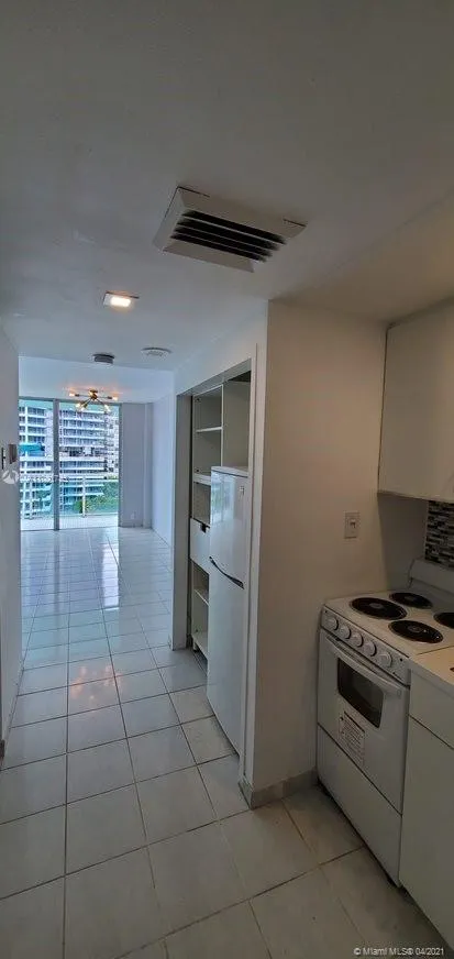 3301 NE 5th Ave # 912, Miami FL 33137