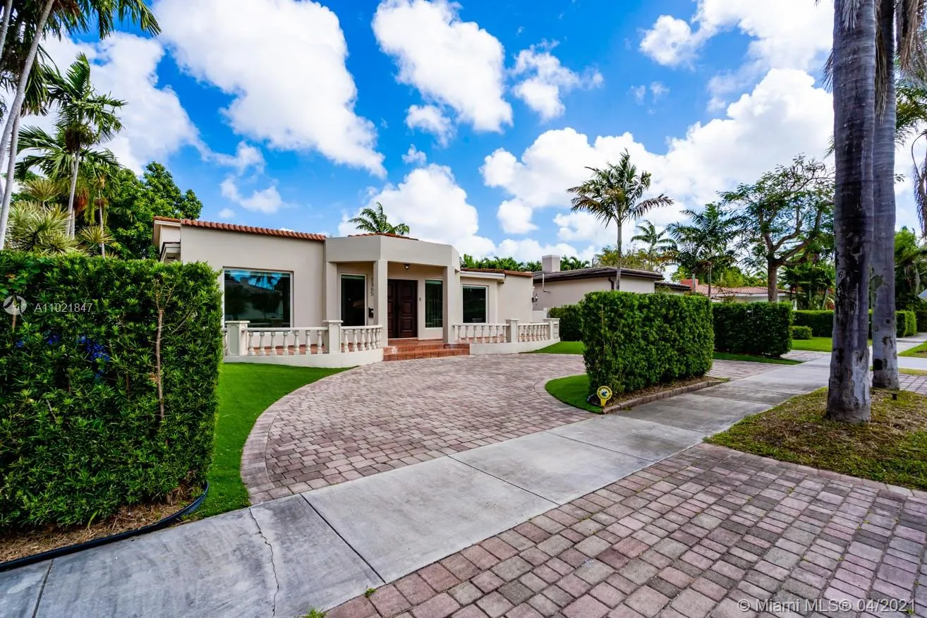 1365 SW 18th St, Miami FL 33145