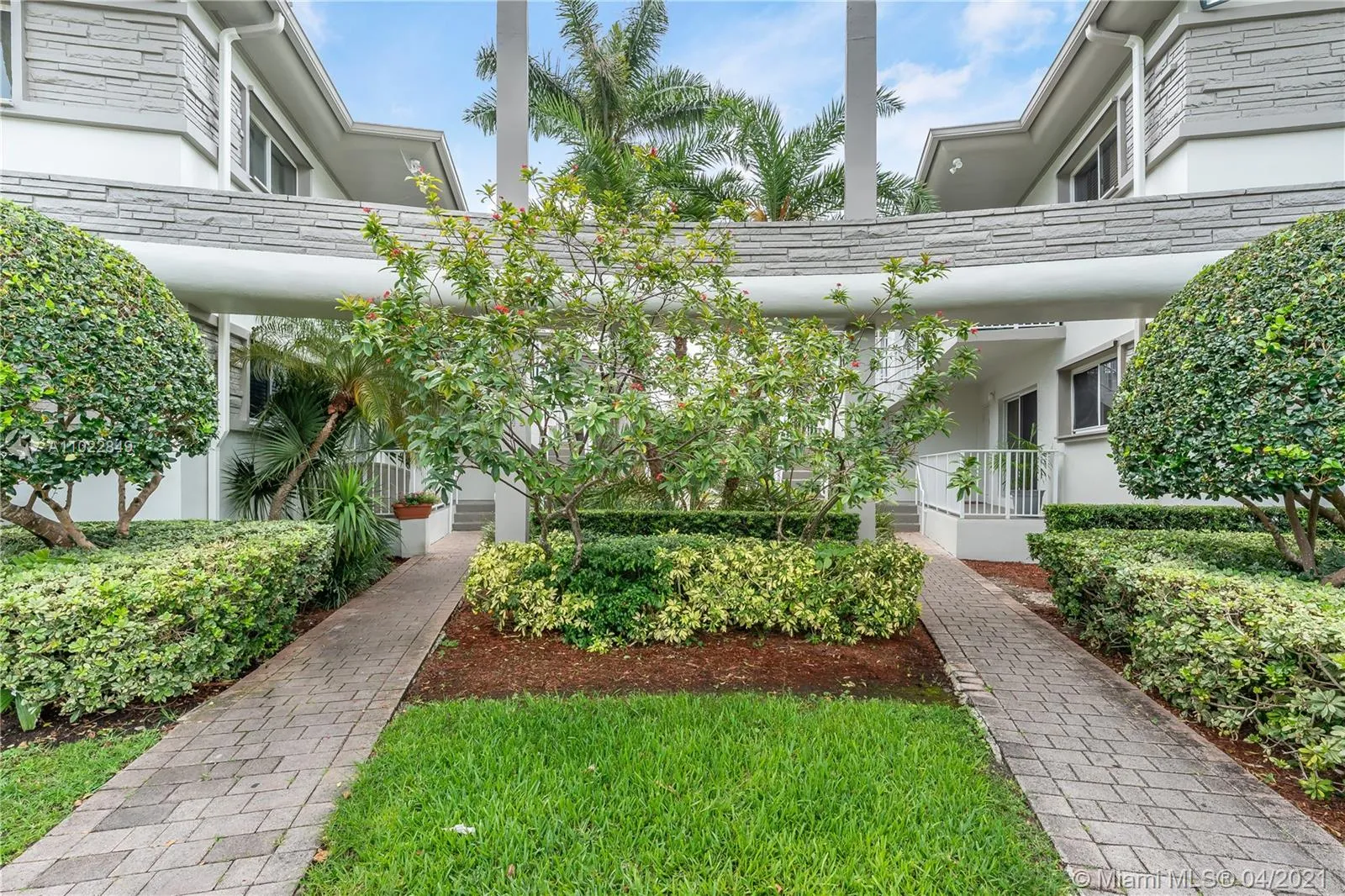 3 bedroom 2 bath for rent at 1142 99th St # 24, Bay Harbor Islands FL 33154