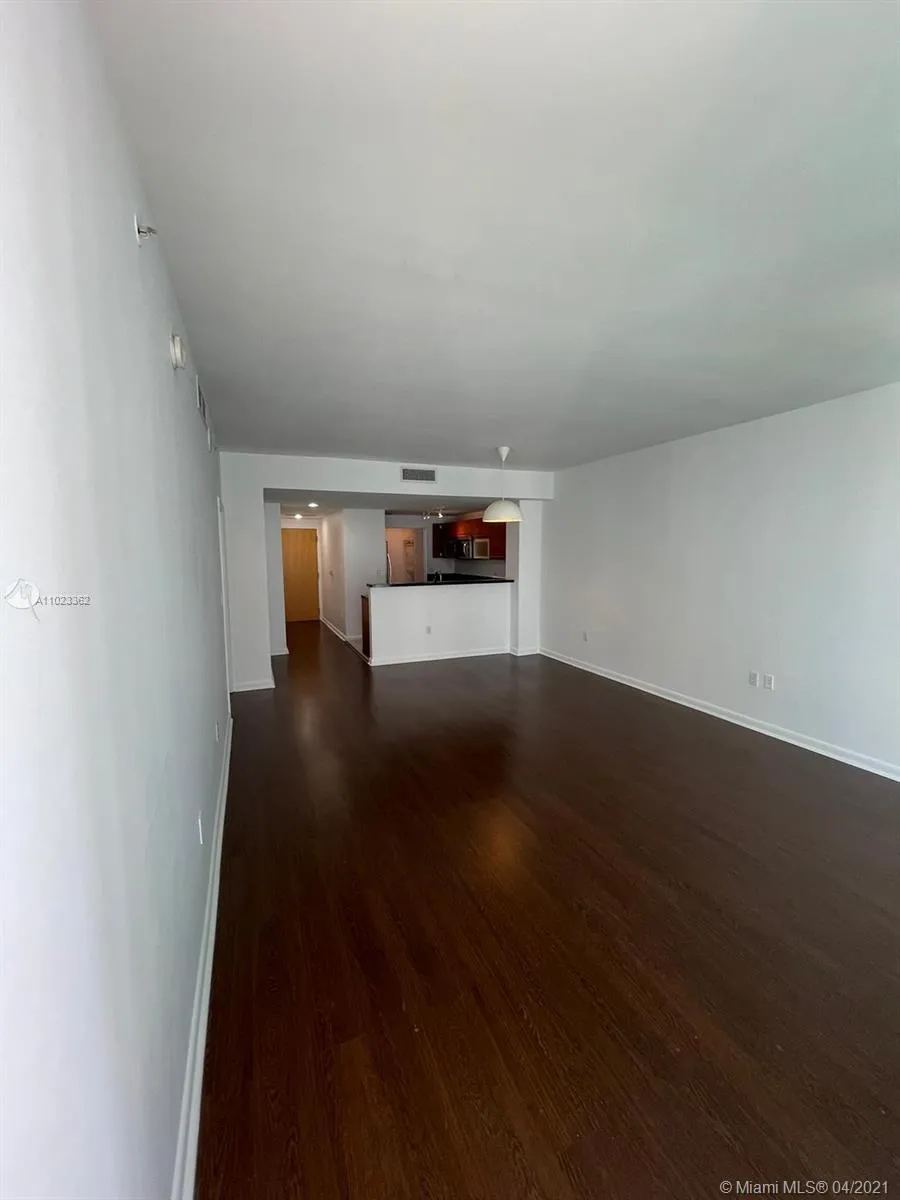 253 NE 2nd St # 1706, Miami FL 33132