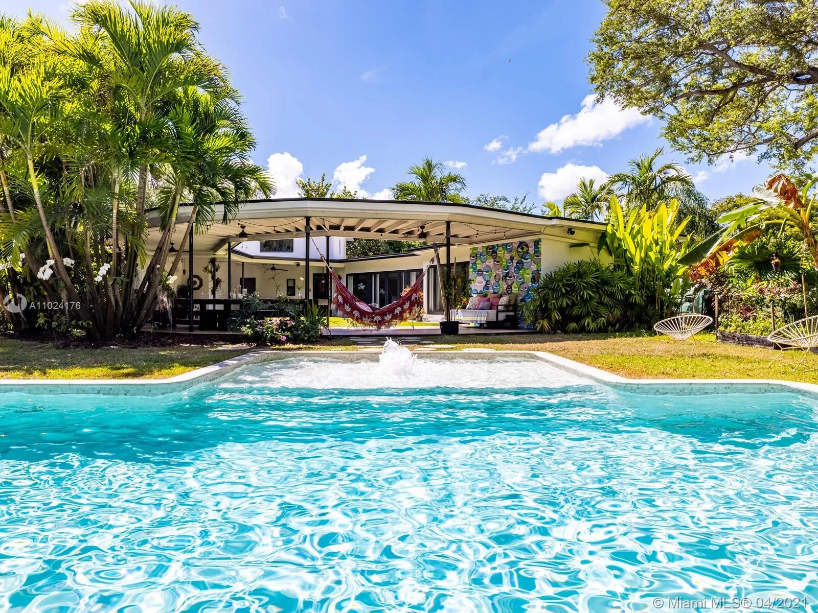 6 bedroom 4 bath for sale at 500 NE 96th St, Miami Shores FL 33138