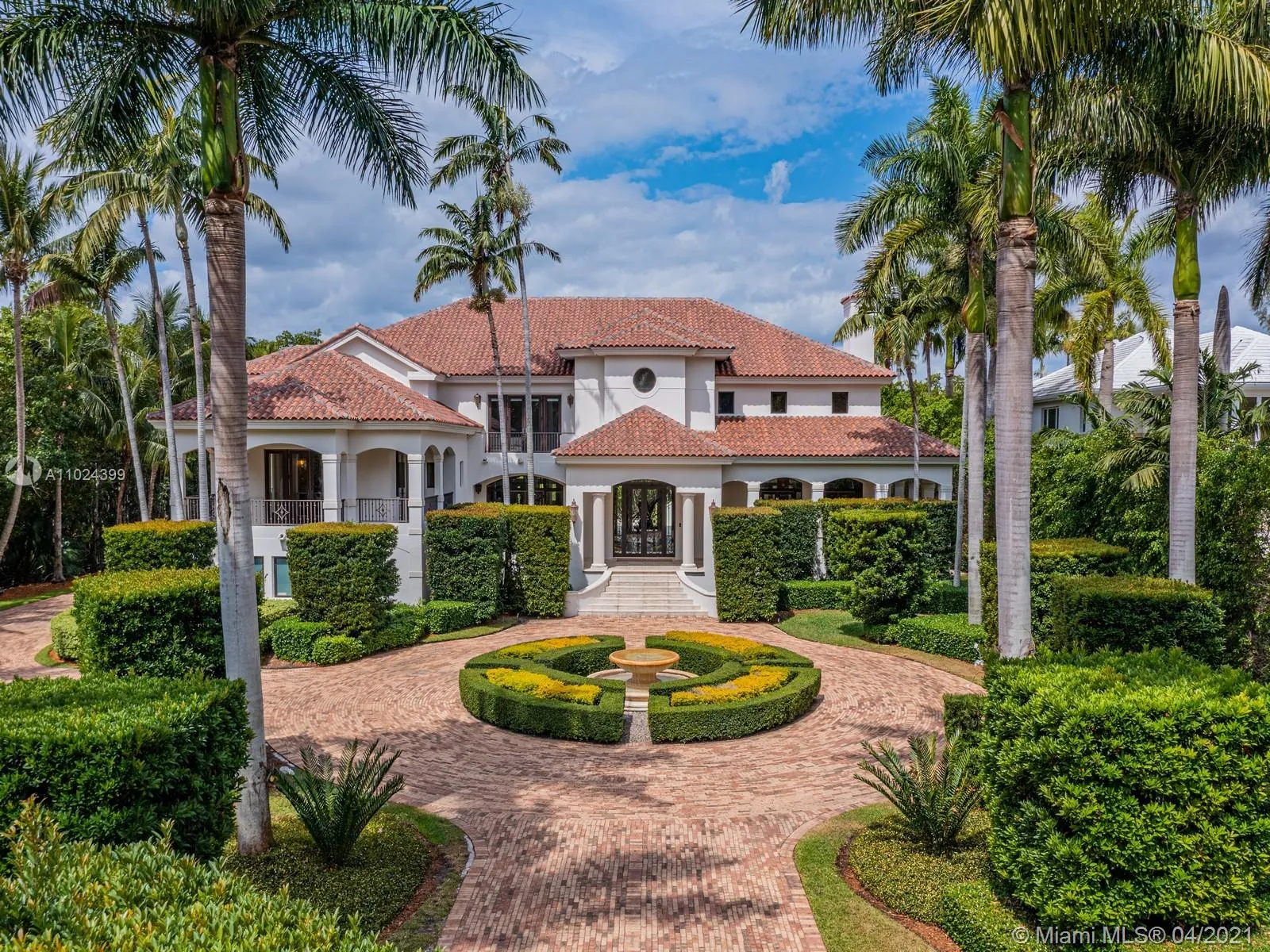 3 Tahiti Beach Island Rd, Coral Gables FL 33143