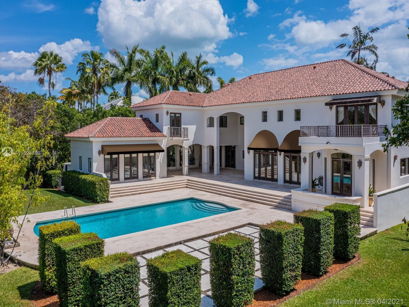 3 Tahiti Beach Island Rd, Coral Gables FL 33143