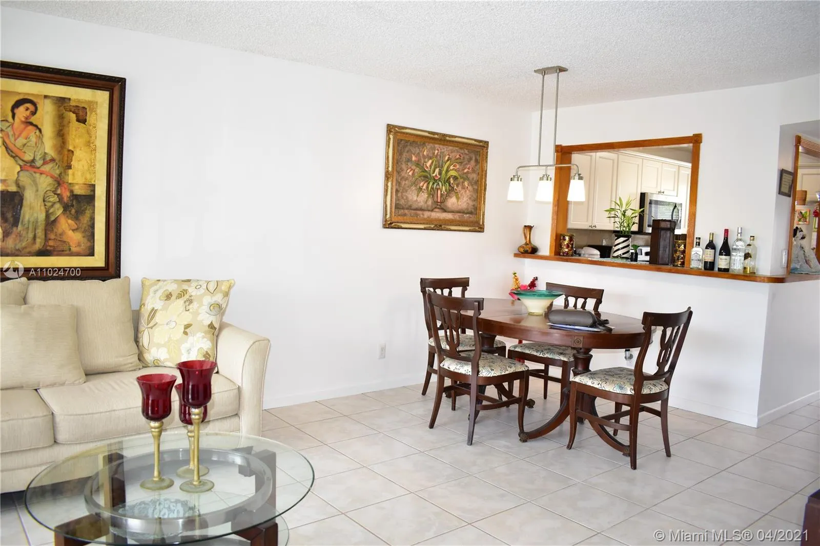9281 Sunrise Lakes Blvd # 209, Sunrise FL 33322