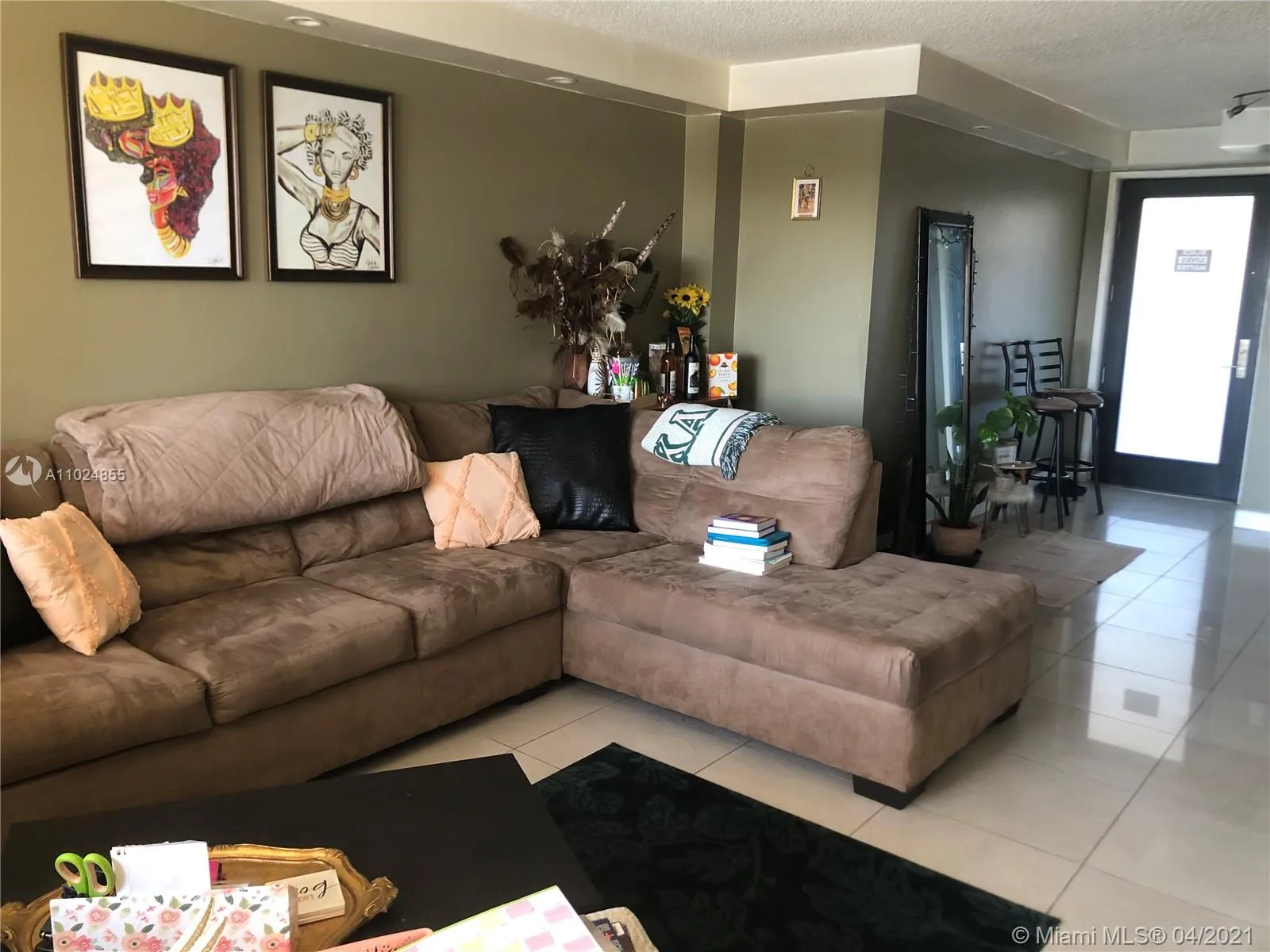 301 Golden Isles Dr # 406, Hallandale Beach FL 33009